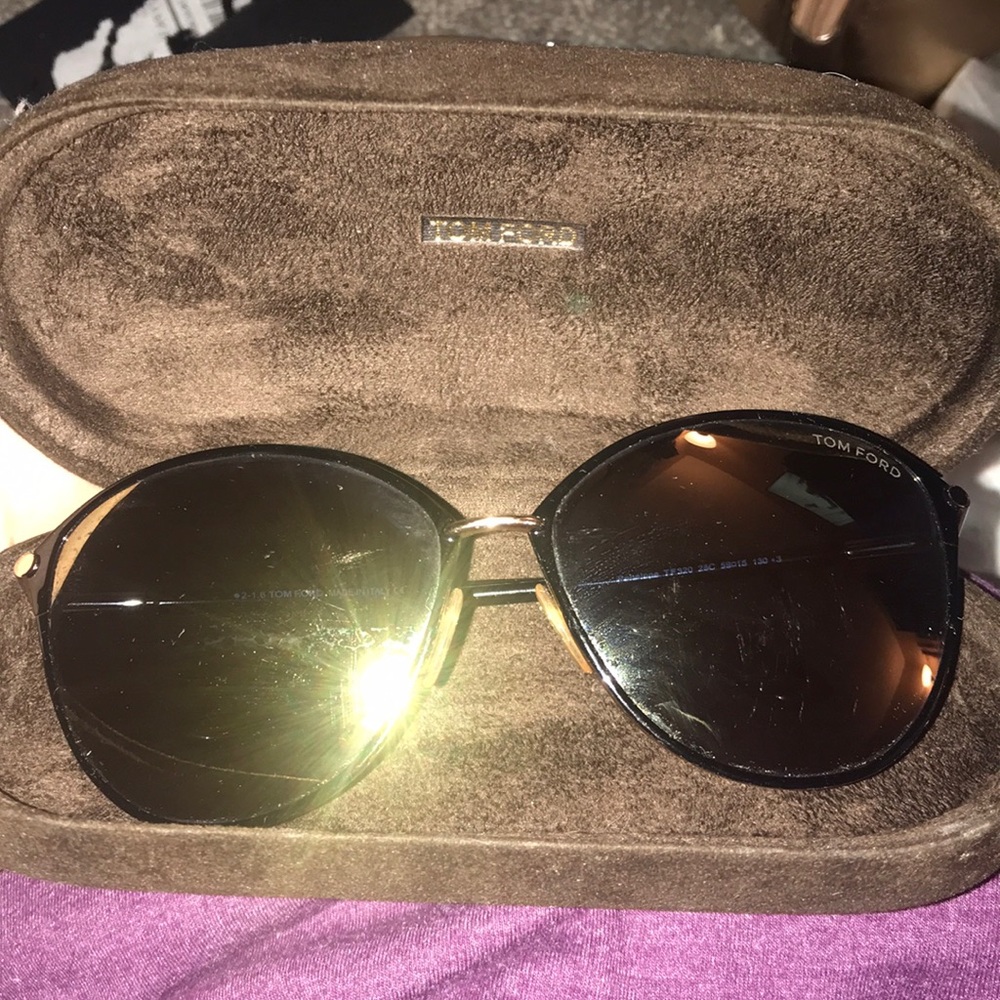Sun glasses